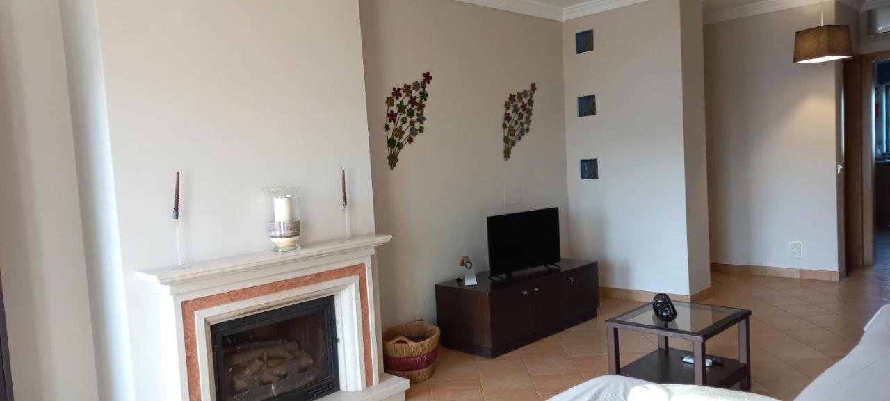 Apartamento Felicidade 알만실 외부 사진